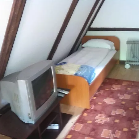 Apartment Dedina Kuca 1937 *